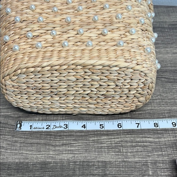 🌾✨ Perfect Beaded Wicket Tote Bag! 👜💖 - Picture 8 of 10